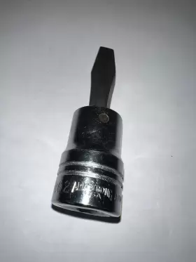 12-802 ARMSTRONG Armoloy Drive Socket Flat Tip Screwdriver