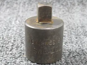 101-32 BK SWEENEY Female Male Adapter Swe
