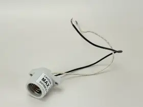 WX-ETQ5-9 BULBSANDBATTERIES Socket Light Bulb Lamp