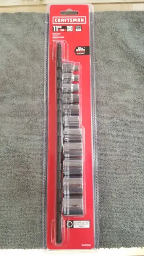 CMMT12042 CRAFTSMAN Drive Point Socket Set