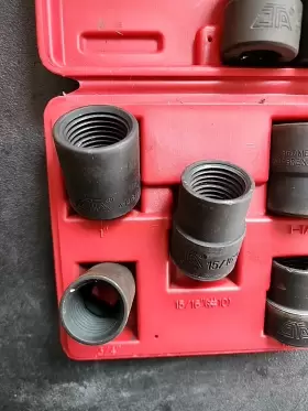 4001 CTA Tools Emergency Lug Nut Remover #2