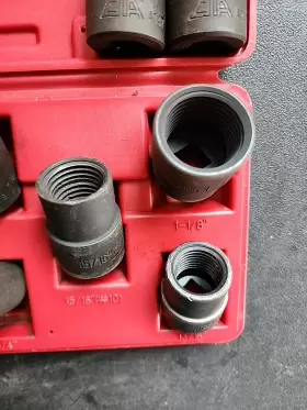 4001 CTA Tools Emergency Lug Nut Remover #3