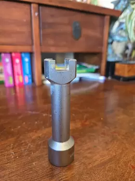 CSM12E DAWSON CHANNEL SOCKET Strut