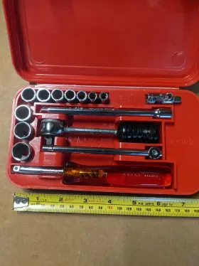 R.410D FACOM Drive Socket Set
