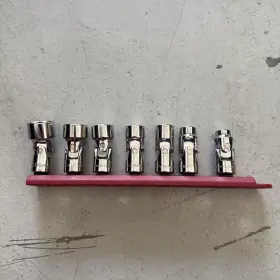 726084437128 GEARWRENCH Drive Flex Socket Set