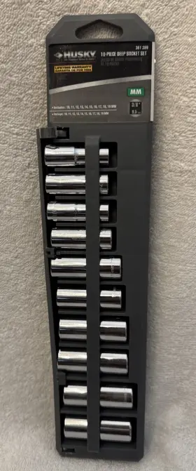 313022220227 HUSKY Drive Socket Set