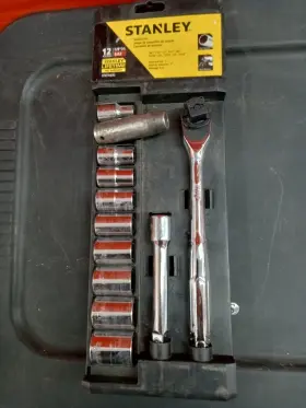 81698 KOBALT Ratchet Stanley Socket Set Extension