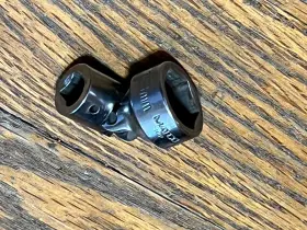 AU13M6 MATCO Drive Point Swivel Socket