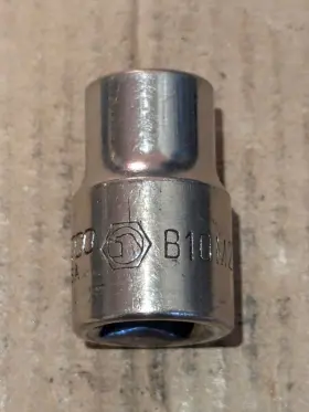 B10M2A MATCO Drive Point Socket #2