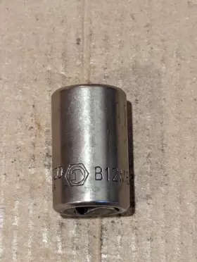 B12M6A MATCO Drive Point Socket #2