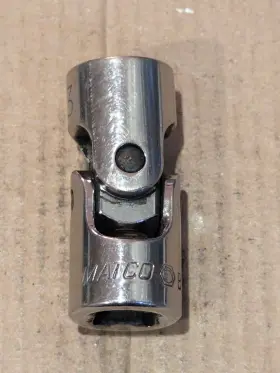 BU13M2B MATCO Drive Point Swivel Flex Socket