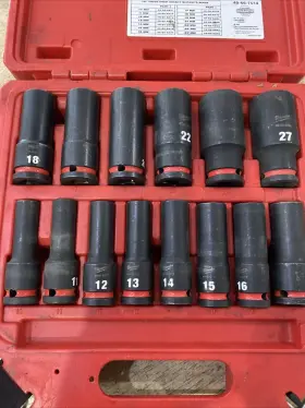 49-66-7014 MILWAUKEE Drive Impact Socket Kit #2