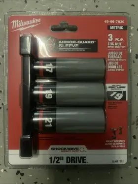 49-66-7830 MILWAUKEE Shockwave Impact Lug Nut Socket Set