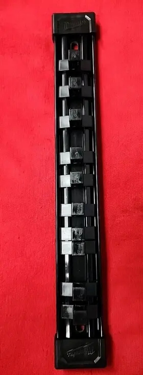 49-66-6735 MILWAUKEE TOOL Drive Socket Rail