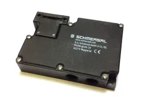 AZM161SK-12-12RK-024 SCHMERSAL Solen