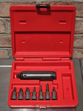 208APIT SNAP-ON Tools Drive Impact Driver Set