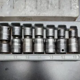 IPFM10B-IPFM18B SNAP-ON Swivel Joint Impact Socket Set Point #2