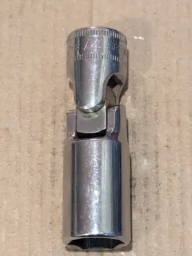SFSUM14 SNAP-ON Drive Point Swivel Socket #2