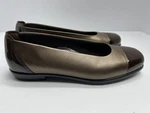 Sas Women S Coco Cap Toe Slip On Flat Patent Leather Bronze Size 7.5 Medium. Fixed Price $45.00.